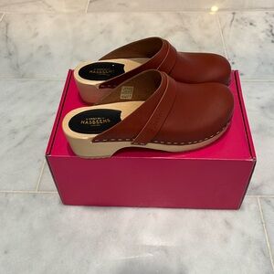 Swedish hasbeens- Swedish husband clogs size 37 in cognac